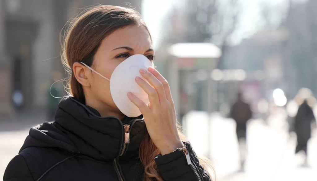 Coronavirus, vittime al minimo storico ma i nuovi casi non calano