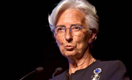Lagarde: se previsioni economia cambiano possibile cambio rotta