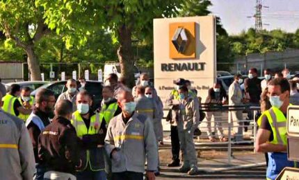 Coronavirus, Renault annuncia taglio di quasi 15mila posti lavoro