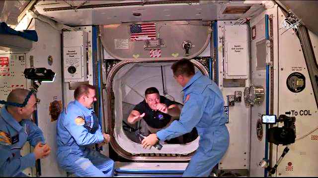 Astronauti Crew Dragon già a bordo della Stazione Spaziale