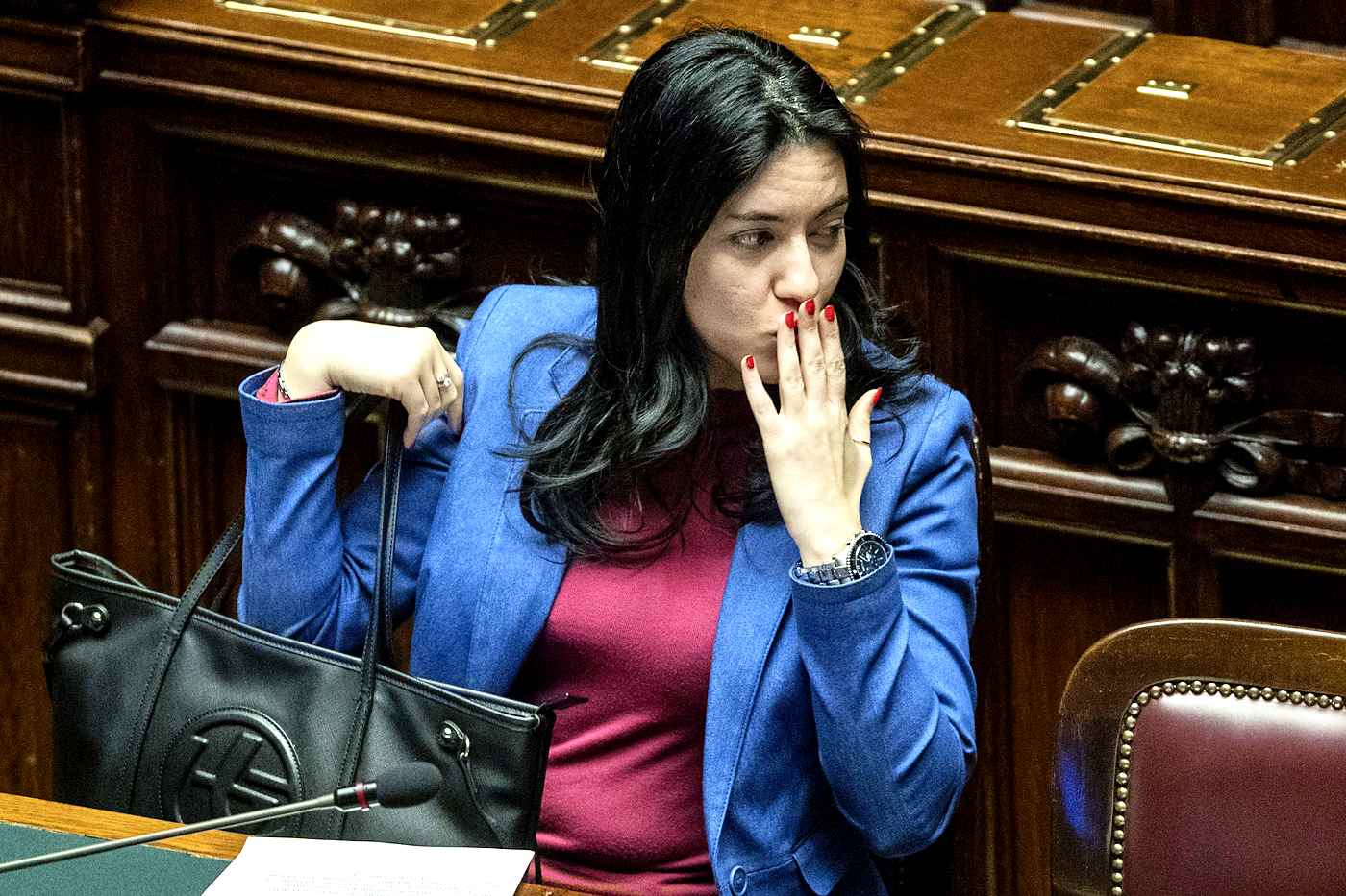 Azzolina si sveglia: “La Dad non funziona più”. La rabbia dei presidi