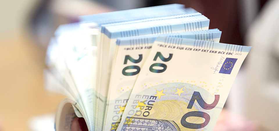 Dl liquidità, garanzia 100% prestiti fino 30mila euro