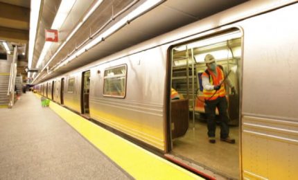 Covid-19, a New York per la prima volta di notte chiude la metro