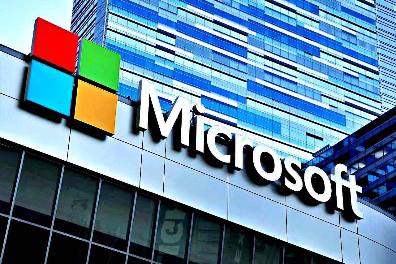 Microsoft taglierà 10.000 posti di lavoro entro marzo 2023