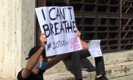 Roma, sit-in pacifico davanti all'Ambasciata Usa per George Floyd