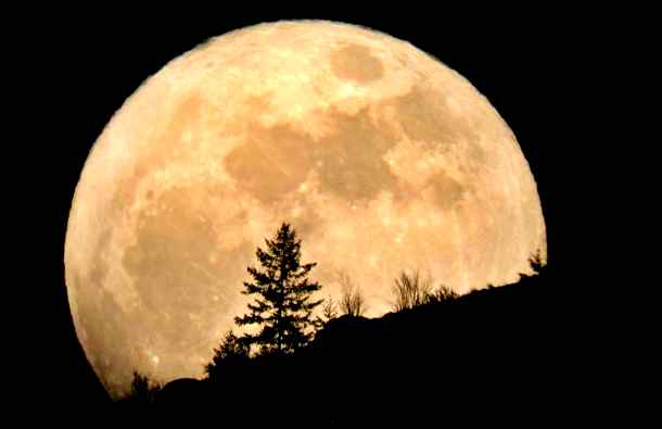 superluna-3278779.1024x768