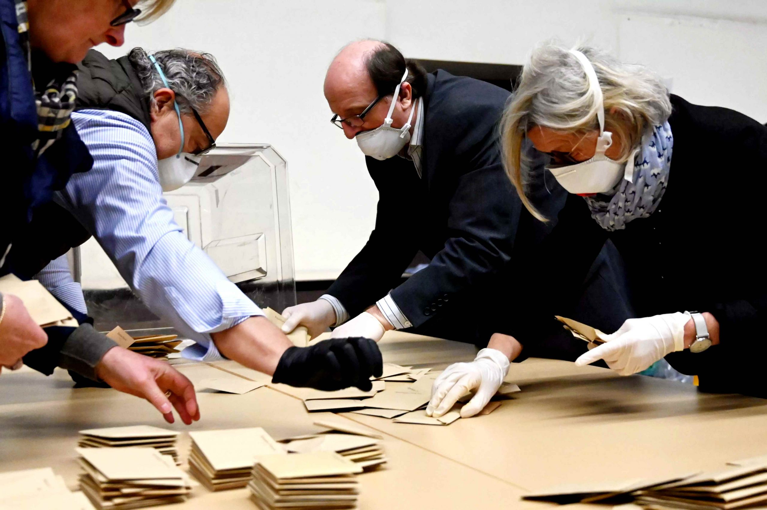 1Elezioni-francia Municipali