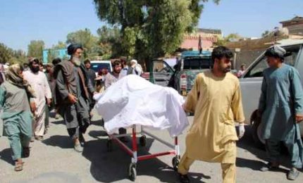 Afghanistan: bombe in un mercato di Sangin, 23 morti
