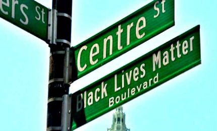New York, Center Street diventa "Black Lives Matter Boulevard"