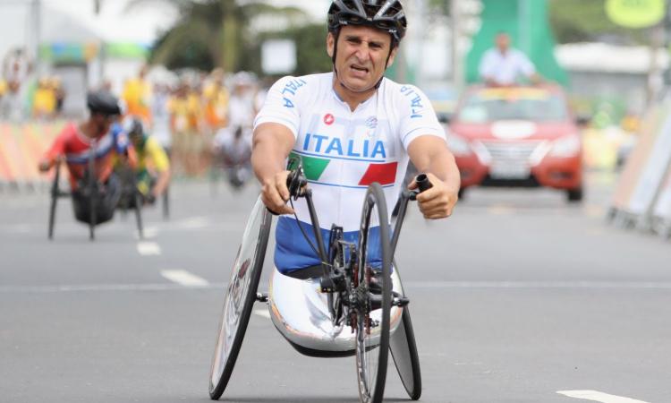 Alex Zanardi, avviata la riduzione della sedazione