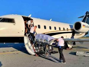 L'aereo con Navalny a bordo è atterrato a Berlino