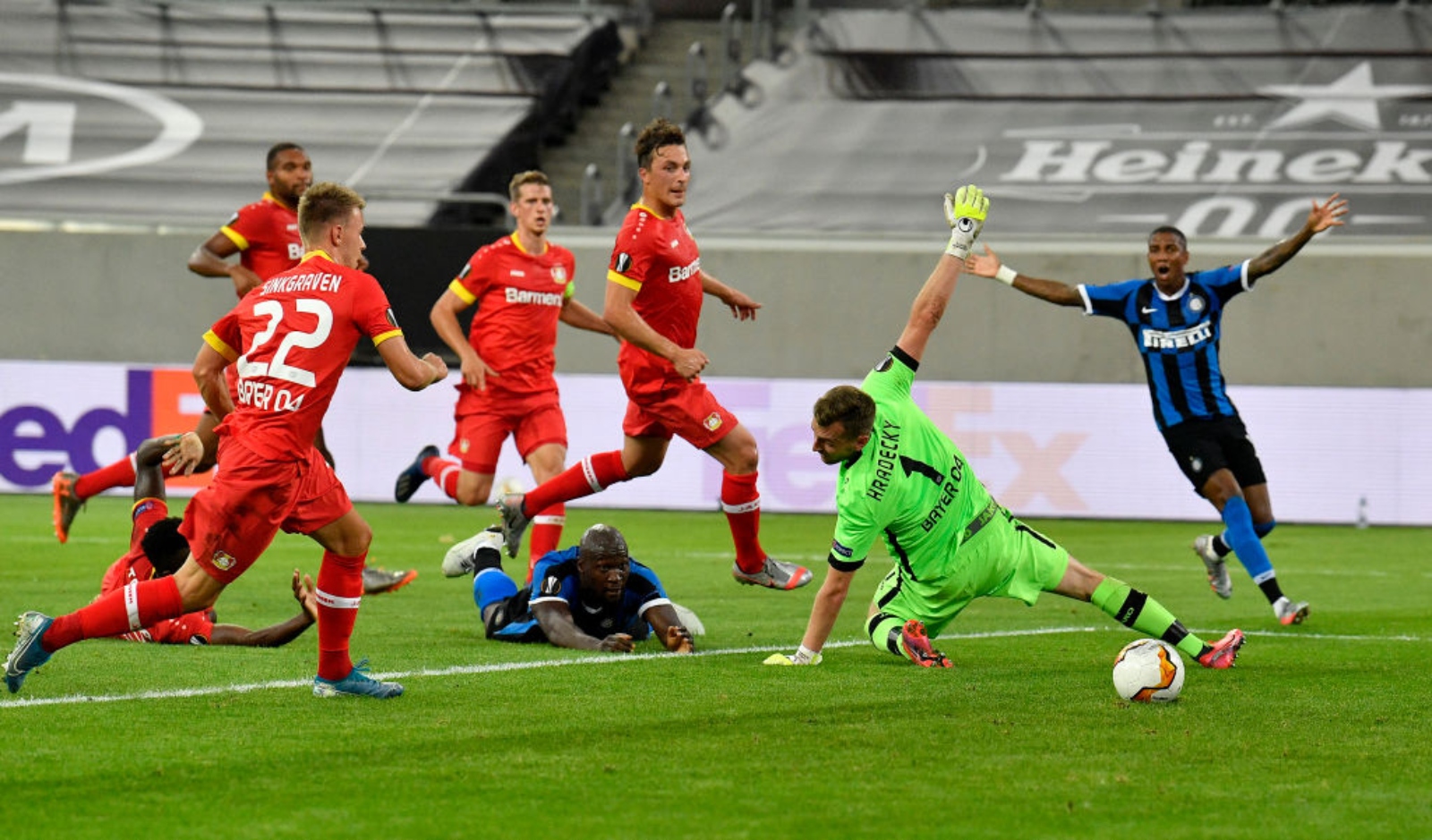 L’Inter in semifinale di Europa League, Bayer battuto 2-1