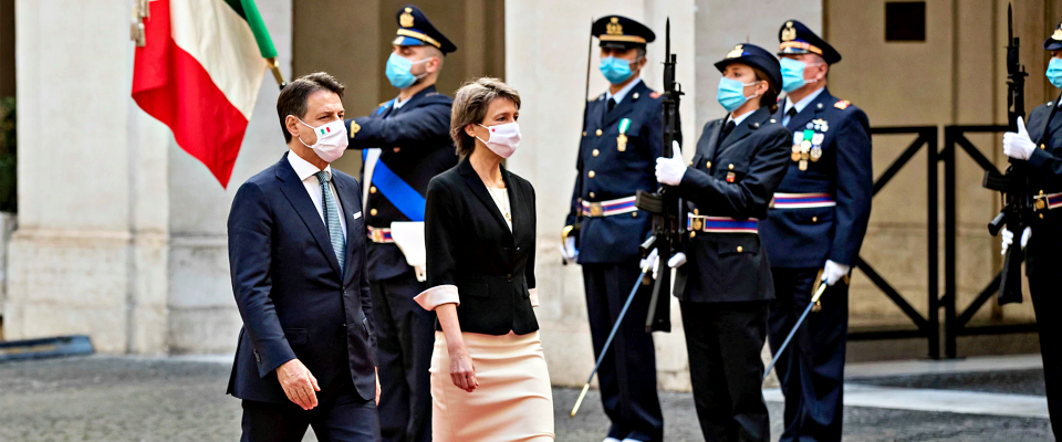 Il presidente del Consiglio Giuseppe Conte e la presidente della Confederazione Svizzera Simonetta Sommarug