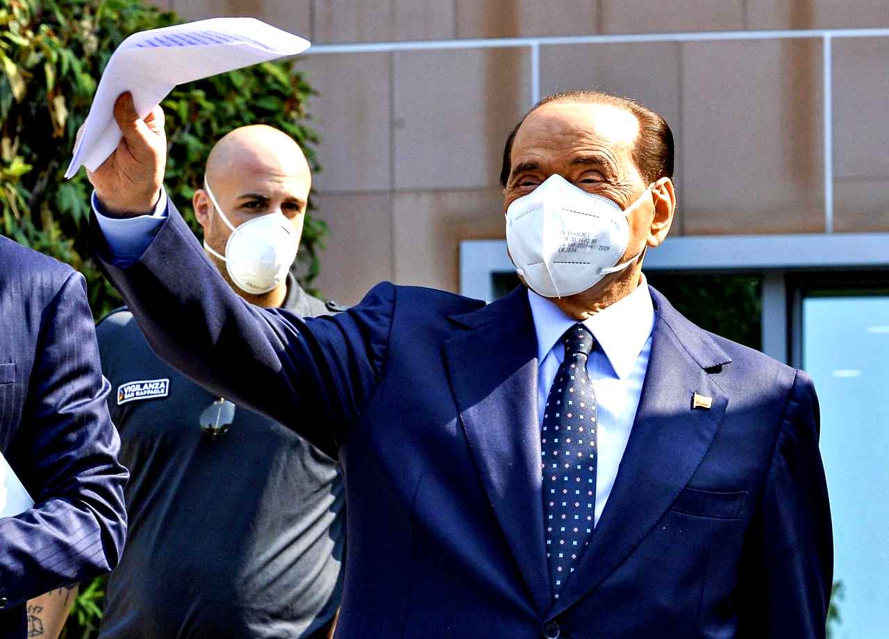 Berlusconi avverte: il no Pd-M5s a governo unità nazionale avvicina le elezioni
