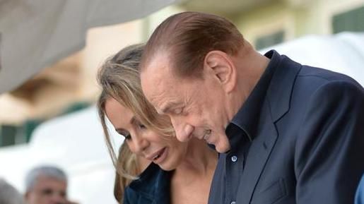 Forza Italia avanti nel nome di Berlusconi e con la “benedizione” di Marina
