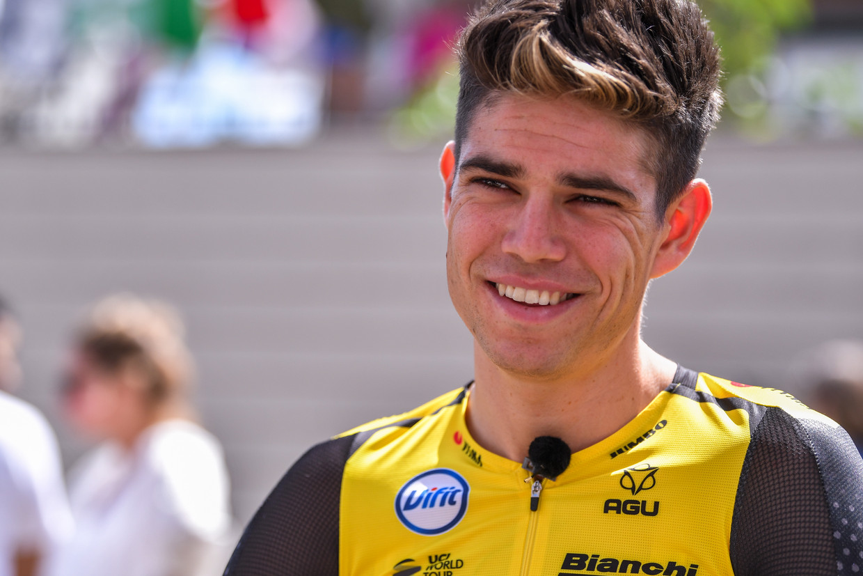 Tour de France, tappa a Van Aert, Alaphilippe in giallo