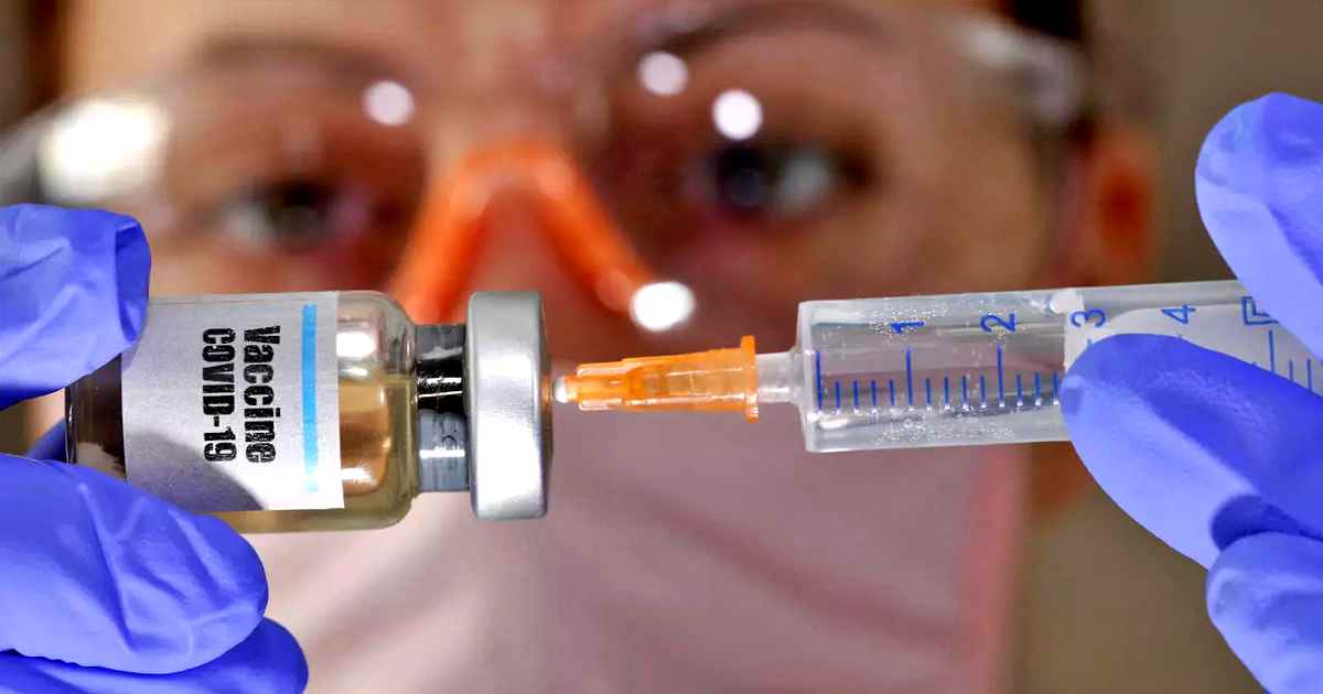 Covid, via libera Aifa a terza dose vaccini Pfizer e Moderna