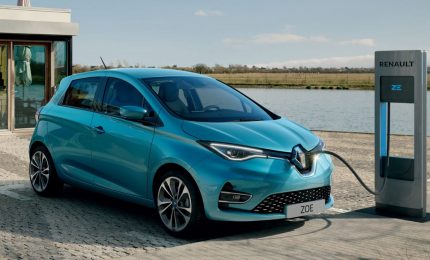 Renault Nissan e Uber insieme, accordo per auto elettriche in Ue