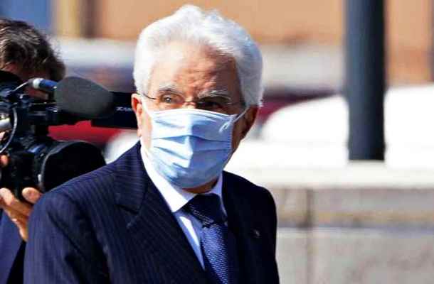 Lo stupore di Mattarella per il “bis e non più bis”