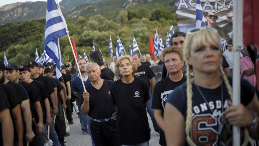 Tribunale di Atene condanna Alba Dorata: è un “organizzazione criminale”