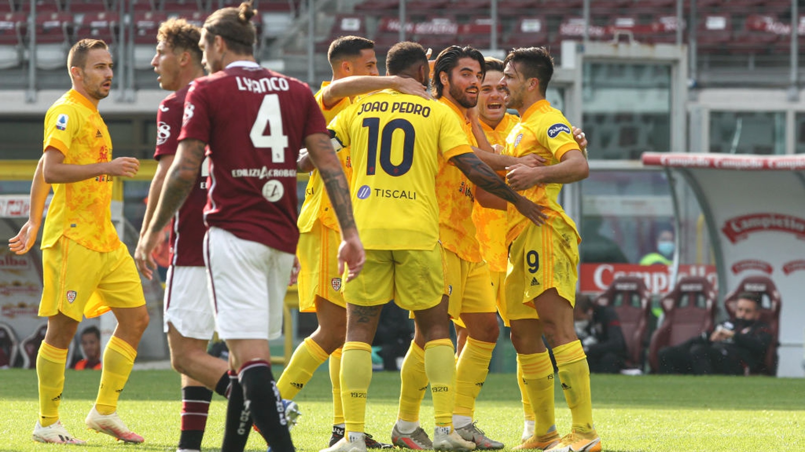 Colpo Cagliari all’Olimpico, terza sconfitta per il Torino (2-3)