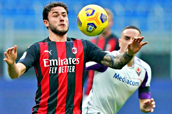 Il Milan batte la Fiorentina e allunga in testa