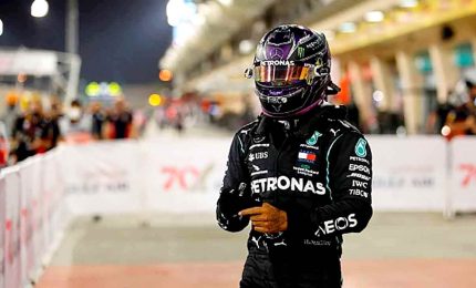 Gp Bahrain, vince Hamilton dopo la grande paura Grosjean