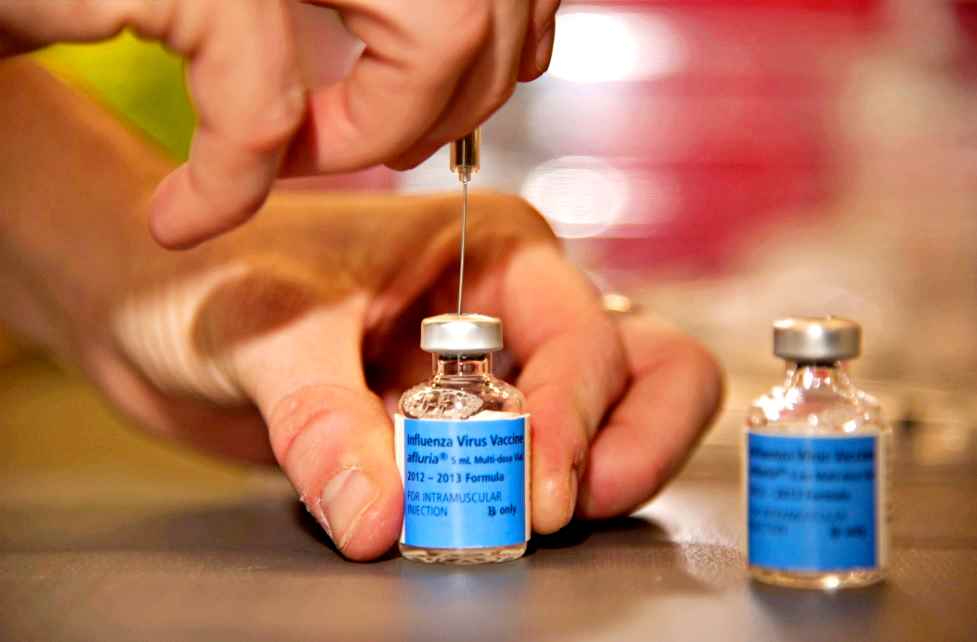 Coronavirus, l’Ue acquista 405 milioni di vaccini da parte degli Stati membri