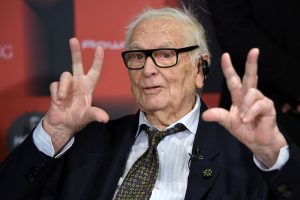 SPAIN-FASHION-080-BARCELONA-CARDIN