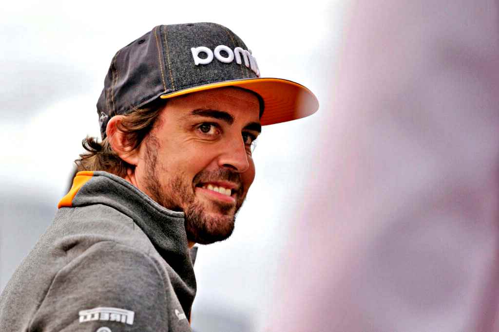 Alonso vola nei test di Abu Dhabi, il più veloce a Yas Marina