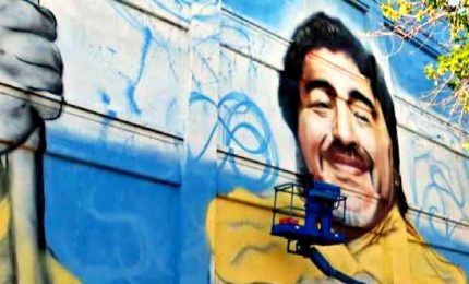 "San Diego del barrio", enorme murales di Maradona a Buenos Aires