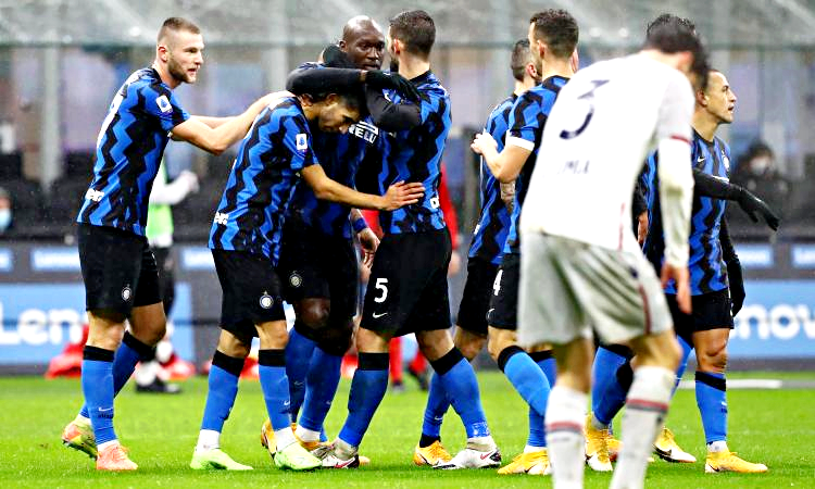 Inter-Bologna 3-1, gol di Lukaku e doppietta di Hakimi. A -2 dal Milan