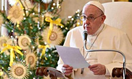 Papa Francesco compie 84 anni, auguri da vip