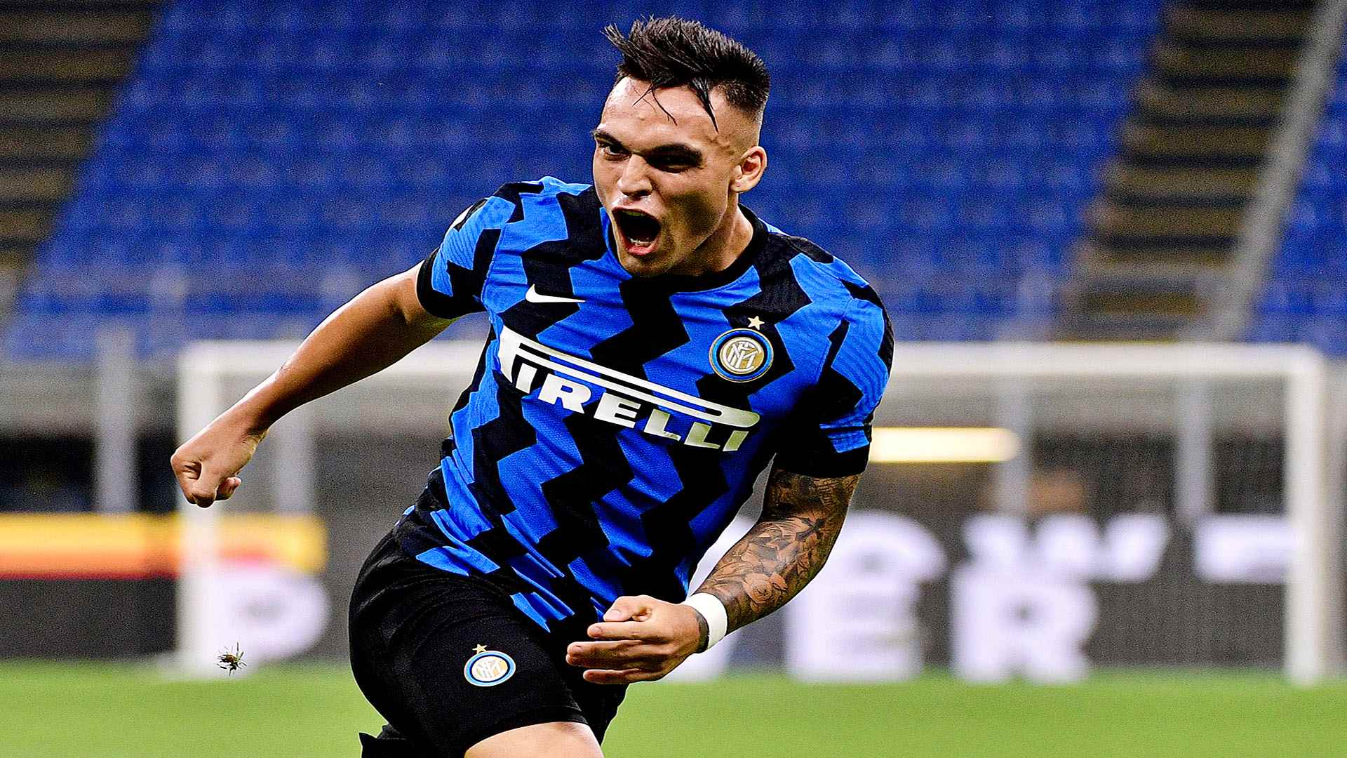 Lautaro sbanca Anfield ma non basta, Inter eliminata