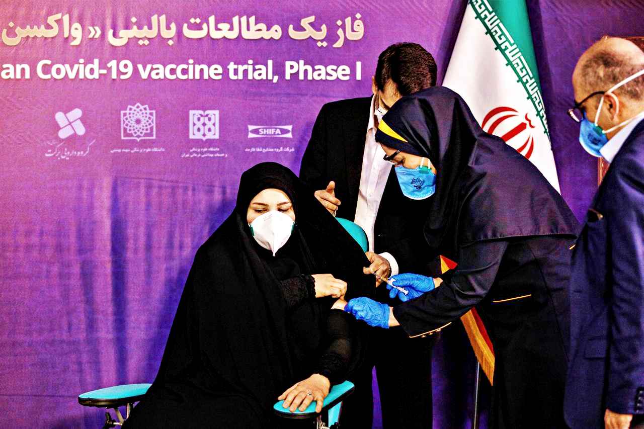 Coronavirus: da New York a Parigi a Teheran, il mondo corre a vaccinarsi
