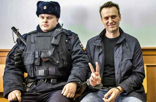 Da liberale a nazionalista, cosa c’è dentro la matrjoska Navalny