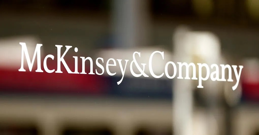 Consulenza McKinsey su Recovery, scoppia putiferio. Poi governo precisa