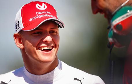 Schumacher jr: “Sono felice di riportare il mio cognome in F1”