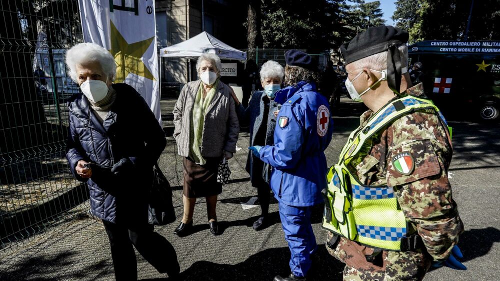 A Sanremo chiusi bar e ristoranti: scoppia la protesta