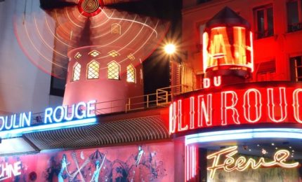 Il Moulin Rouge si prepara alla riapertura