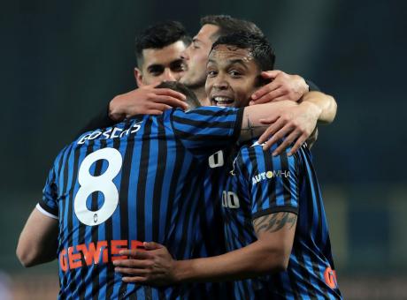 Il Napoli batte la Samp, l’Atalanta passeggia a Udine