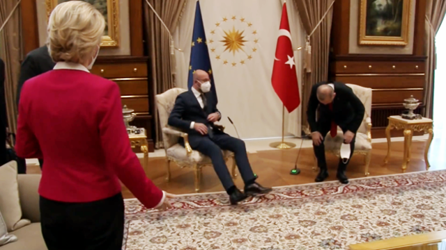 Ue Turchia von  der  Leyen  sorpresa da sgarbo di Erdogan  
