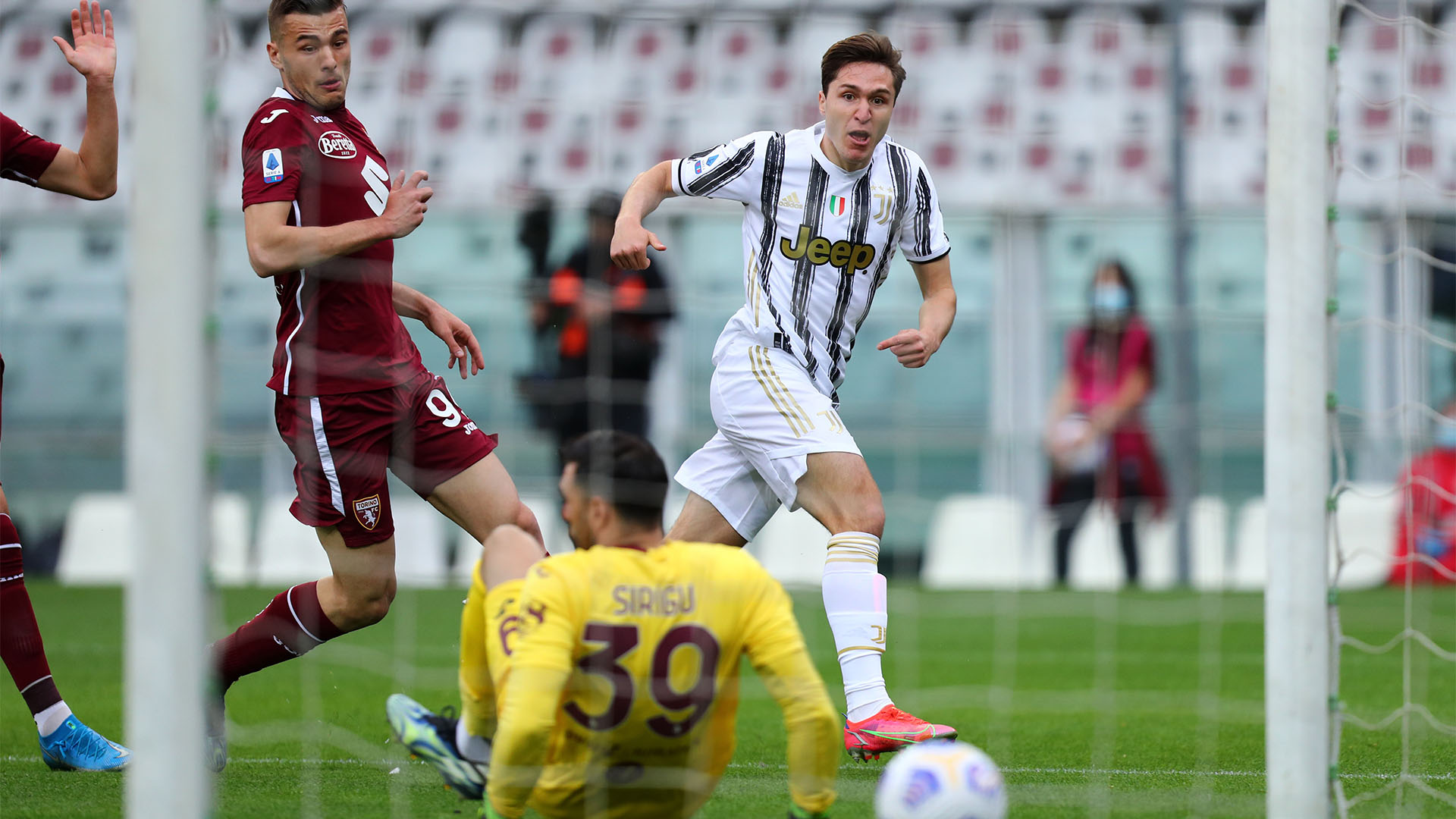Juve-Torino 2-2, ai granata non basta la doppietta di Sanabria