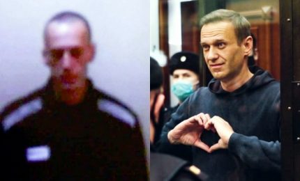 Rasato a zero e pelle e ossa, Navalny consumato dal carcere