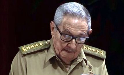 Raul Castro lascia la scena chiedendo "rispetto" fra Usa e Cuba