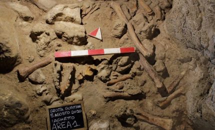 Ritrovati resti di 9 Neanderthal nella Grotta Guattari al Circeo