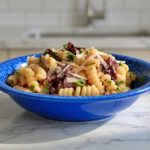 Fusilli radicchio, speck e noci. Primo piatto facile, veloce e gustoso