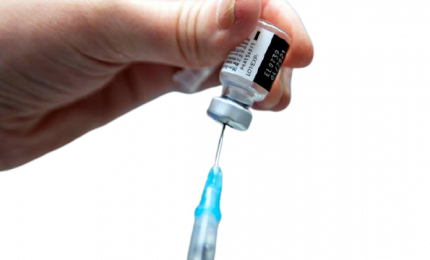 Il ritardo nel richiamo del vaccino Pfizer migliora l'immunità