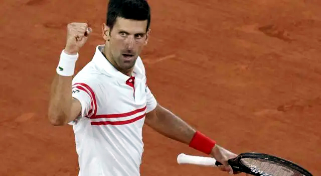 Roland Garros: Djokovic trionfa, Tsitsipas sconfitto da campione