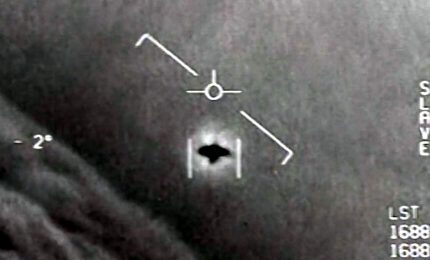 Pentagono lancia nuovo sito con materiale declassificato su UFO
